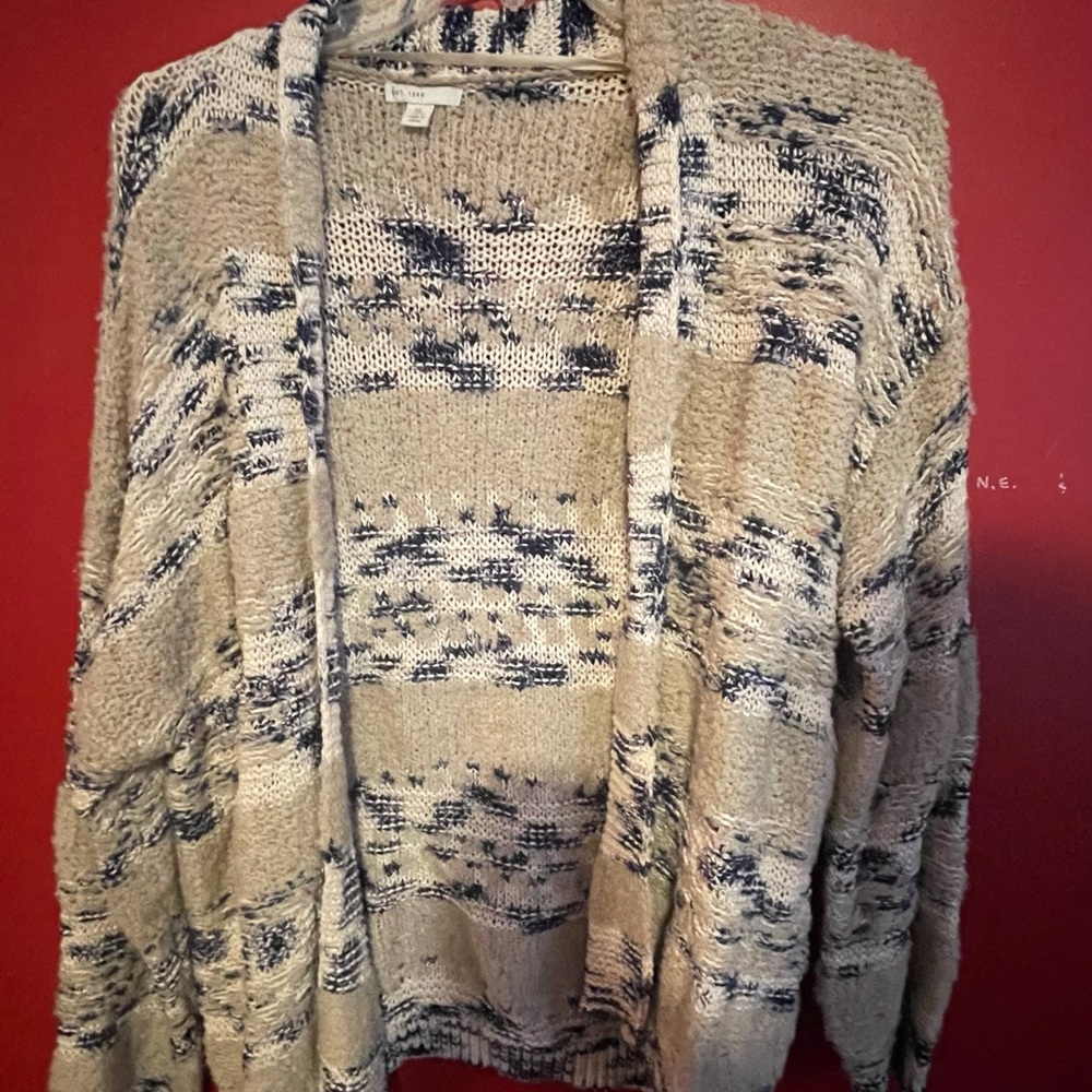 Thick Cardigan cream colored with blue specs
